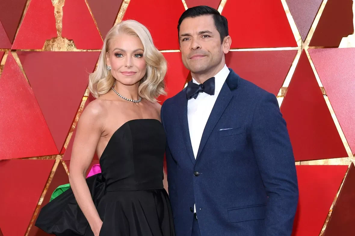 Kelly Ripa once passed out during sex with Mark Consuelos and woke up in the emergency room